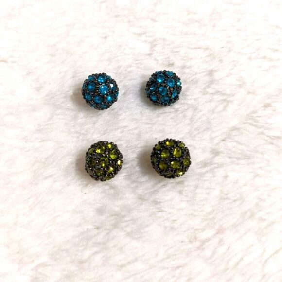 Vintage Sparkly Rhinestone Stud Earrings (2) Pair Green and Teal - Picture 6 of 6
